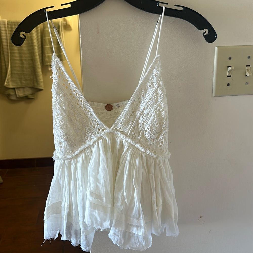 New free people tank top, perfect condition, never worn